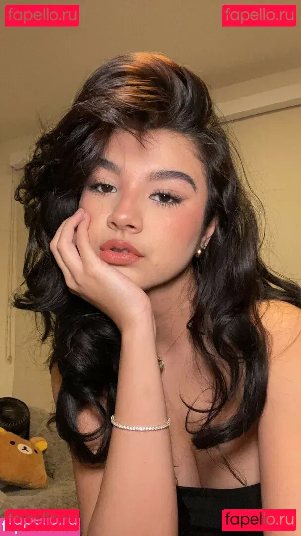 Sara Echeagaray Onlyfans Photo Gallery 