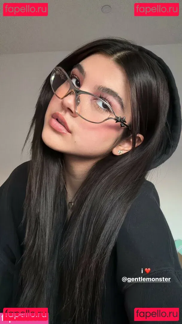 Sara Echeagaray Onlyfans Photo Gallery 