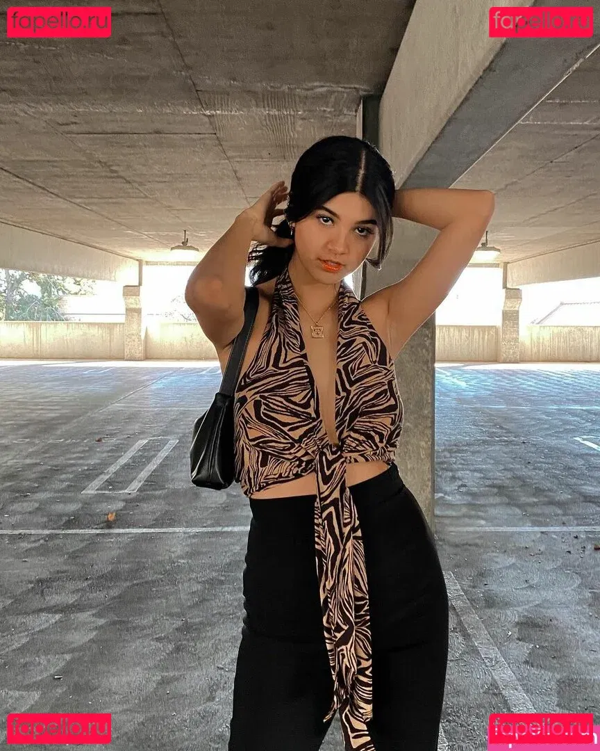 Sara Echeagaray Onlyfans Photo Gallery 