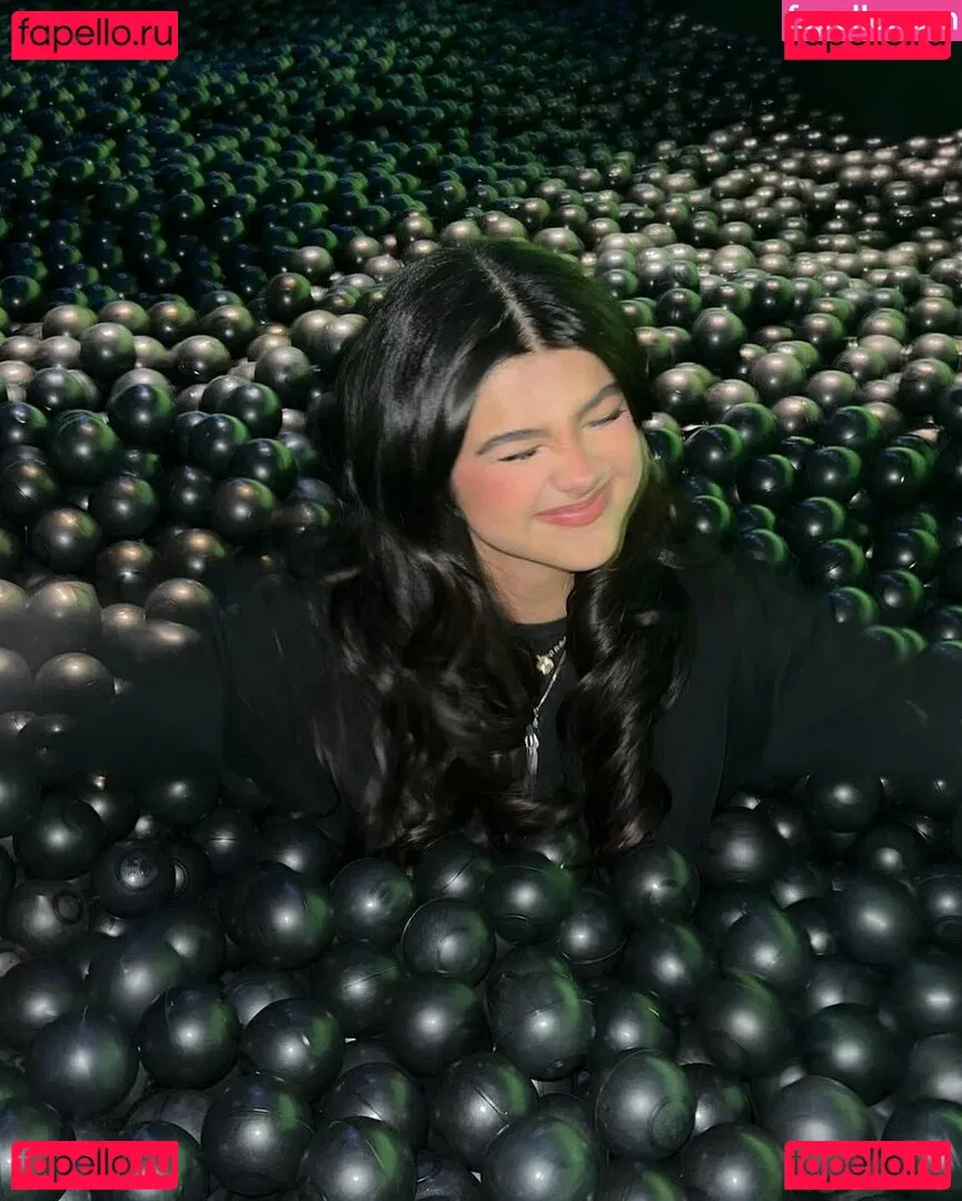 Sara Echeagaray Onlyfans Photo Gallery 