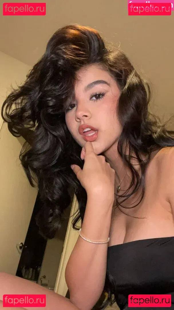 Sara Echeagaray Onlyfans Photo Gallery 