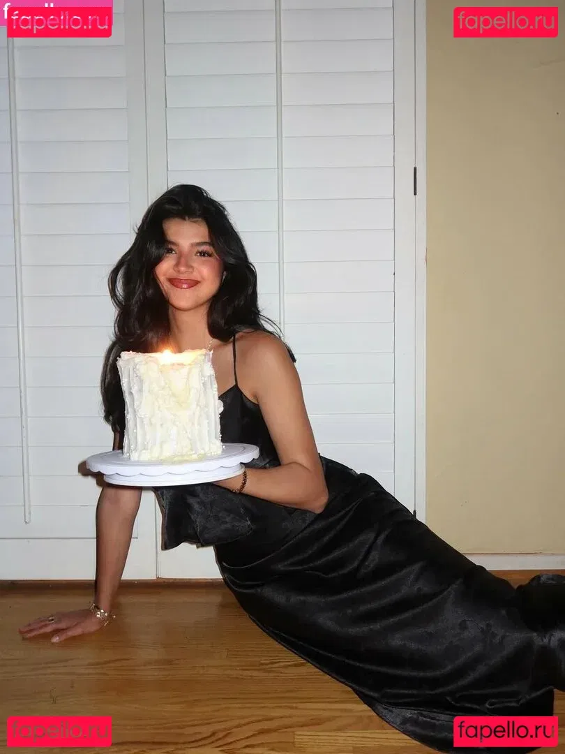 Sara Echeagaray Onlyfans Photo Gallery 