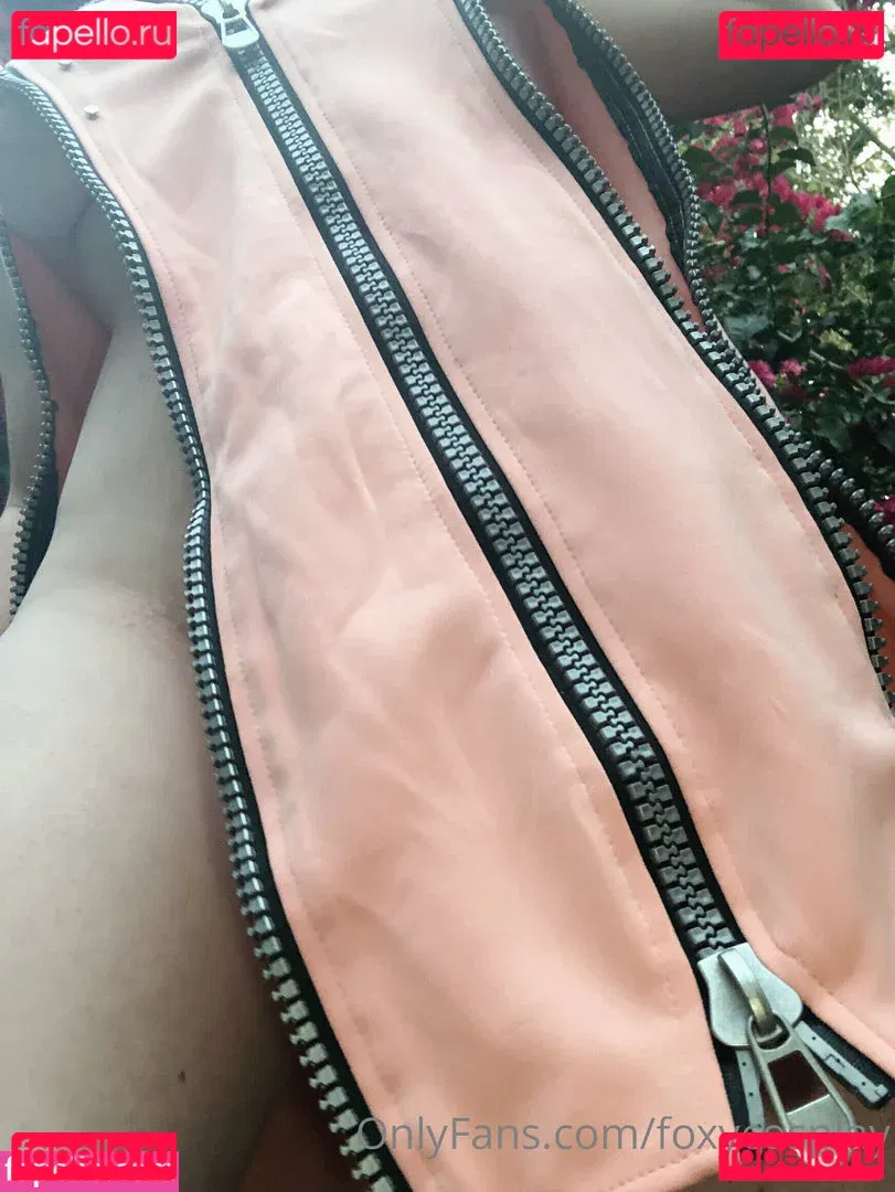 FoxyCosplay Onlyfans Photo Gallery 