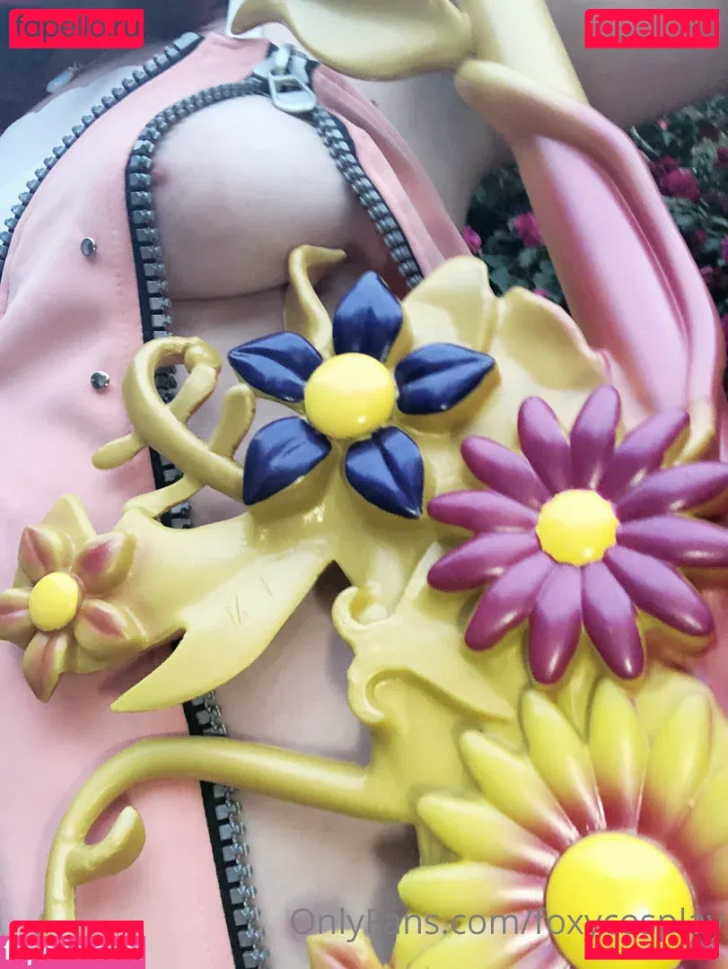 FoxyCosplay Onlyfans Photo Gallery 