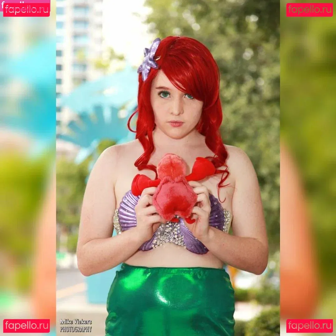 FoxyCosplay Onlyfans Photo Gallery 