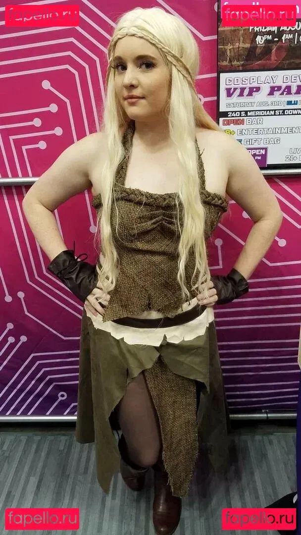 FoxyCosplay Onlyfans Photo Gallery 