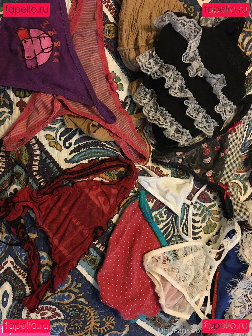 FoxyCosplay Onlyfans Photo Gallery 