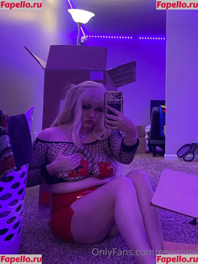 revyromi Onlyfans Photo Gallery 