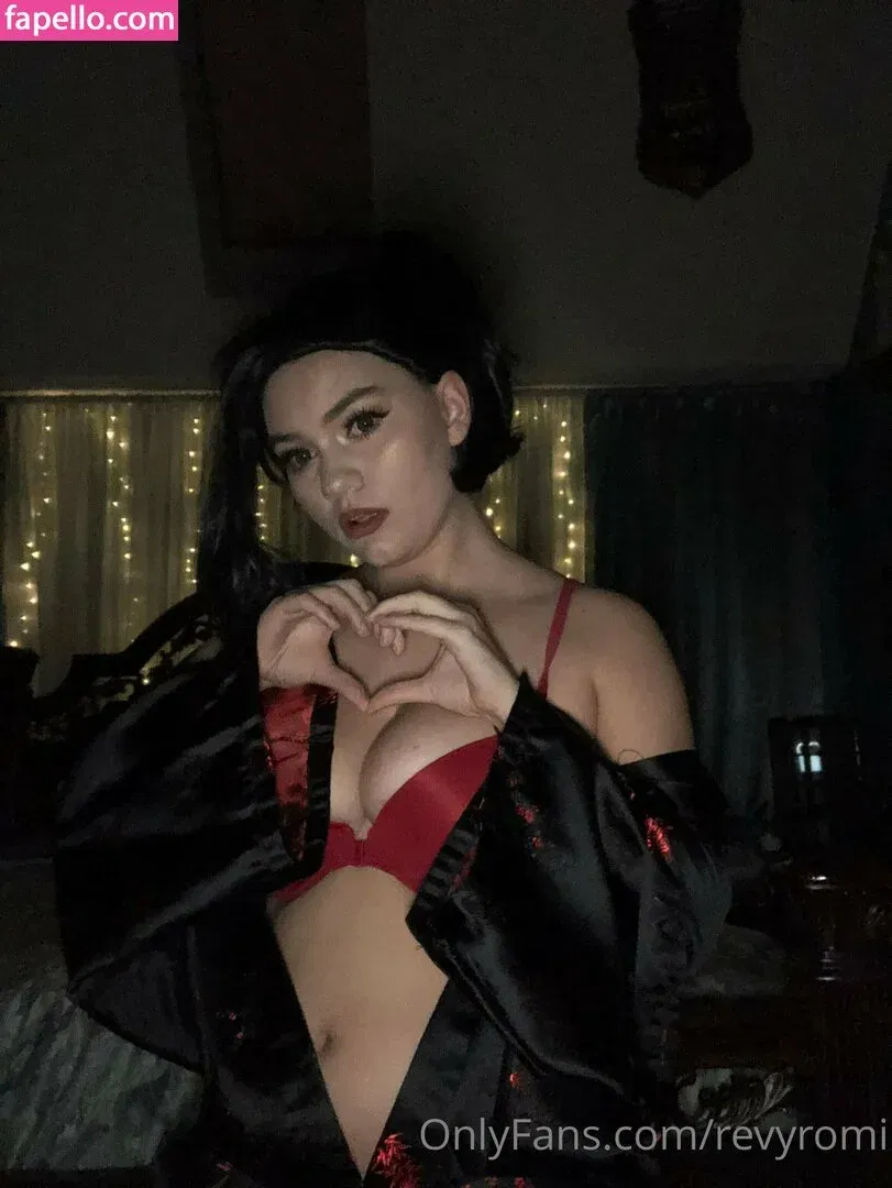 revyromi Onlyfans Photo Gallery 
