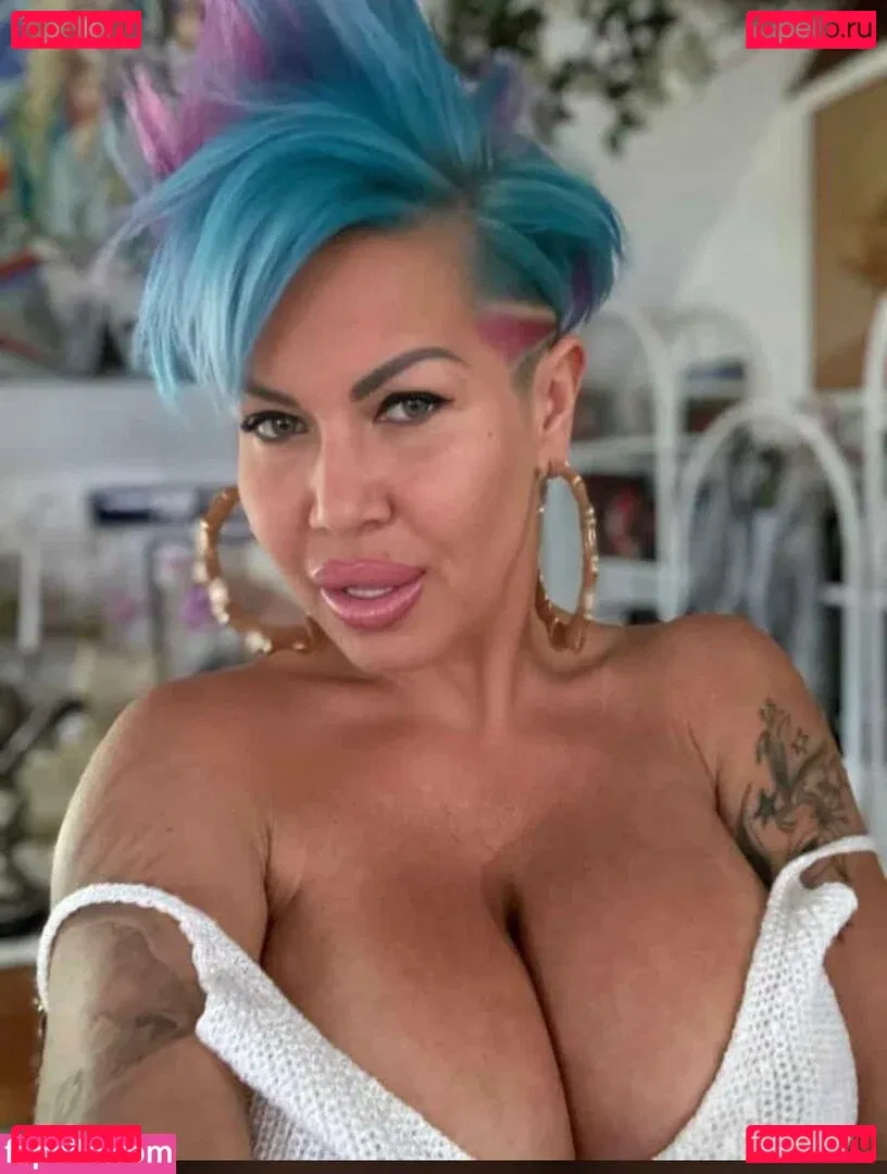 Ginger Costello Onlyfans Photo Gallery 