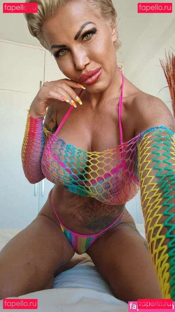 Ginger Costello Onlyfans Photo Gallery 