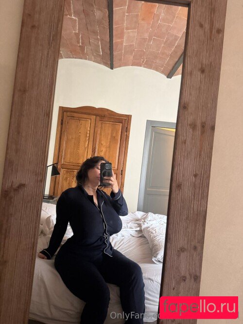 KimVelezOficial Nude Onlyfans Photo 6