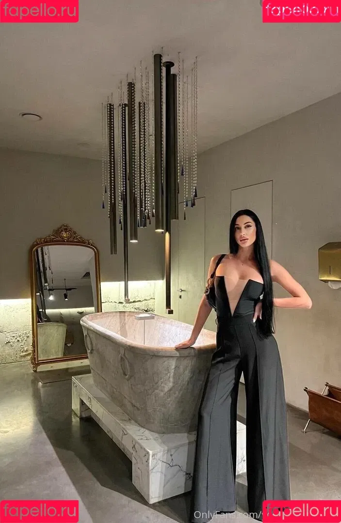 Mari Sweet Onlyfans Photo Gallery 