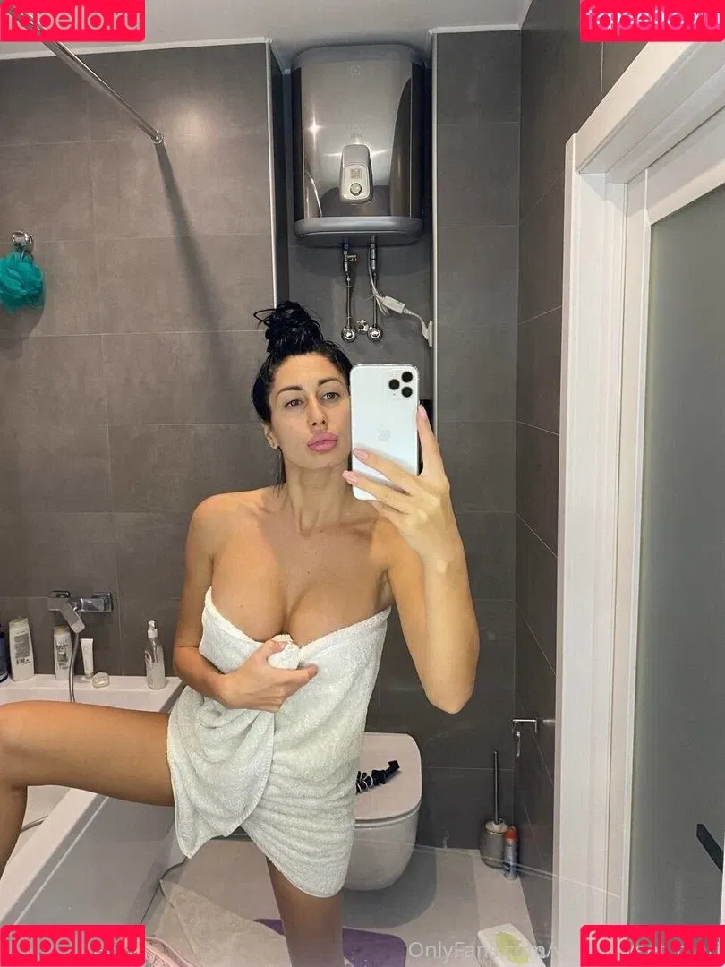 Mari Sweet Onlyfans Photo Gallery 