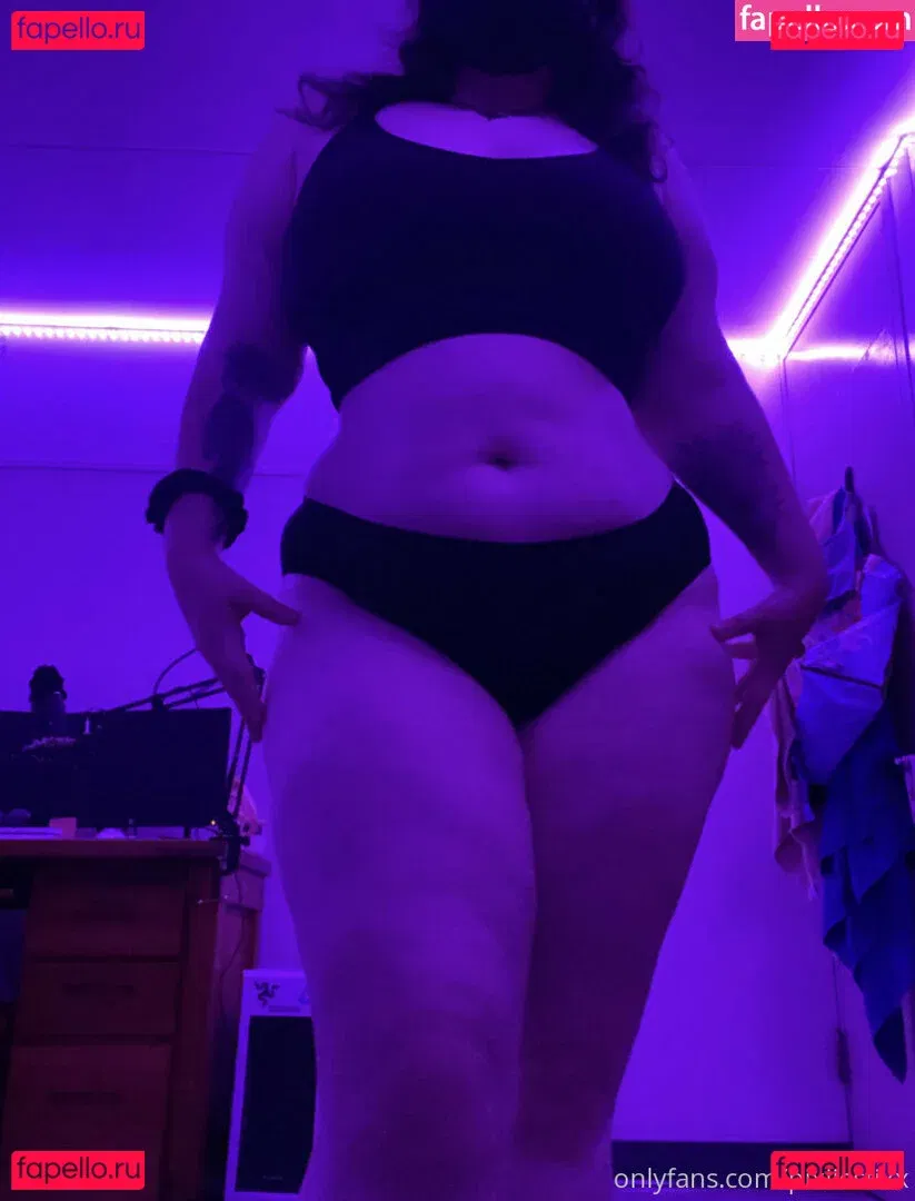 pixiiestixx Onlyfans Photo Gallery 