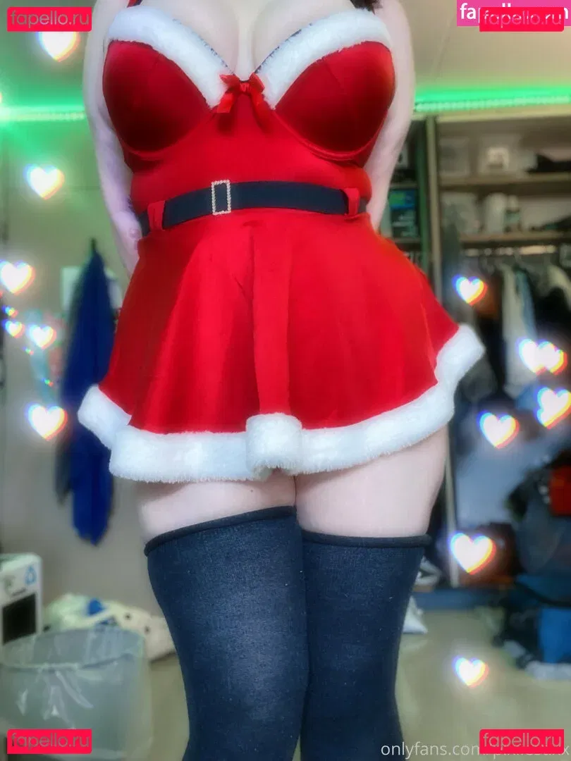 pixiiestixx Onlyfans Photo Gallery 