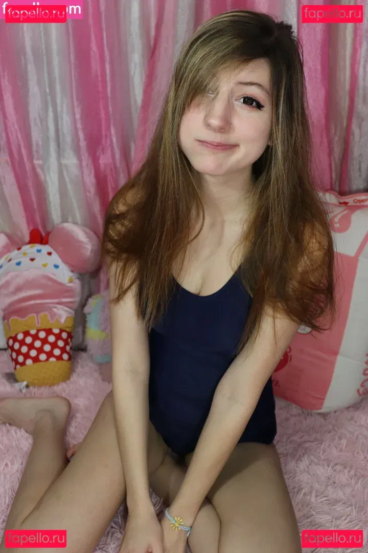 Bunimilk Onlyfans Photo Gallery 