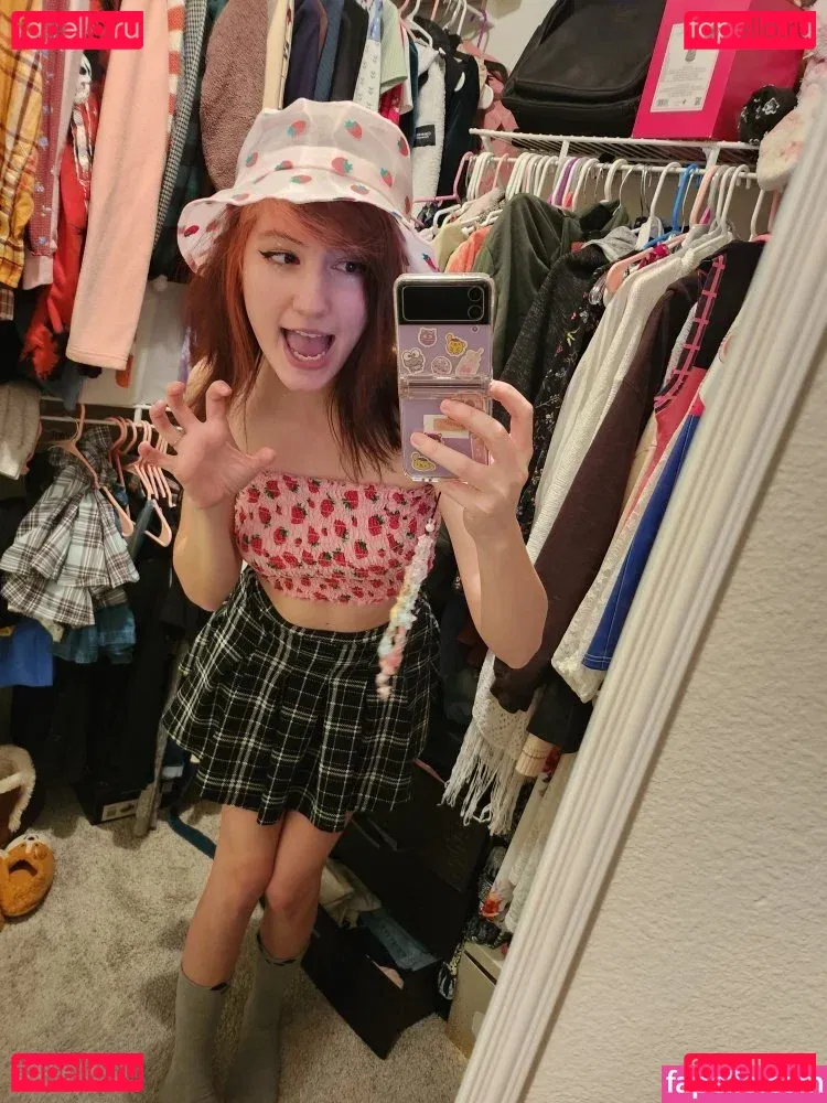 Bunimilk Onlyfans Photo Gallery 