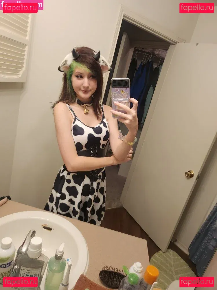 Bunimilk Onlyfans Photo Gallery 