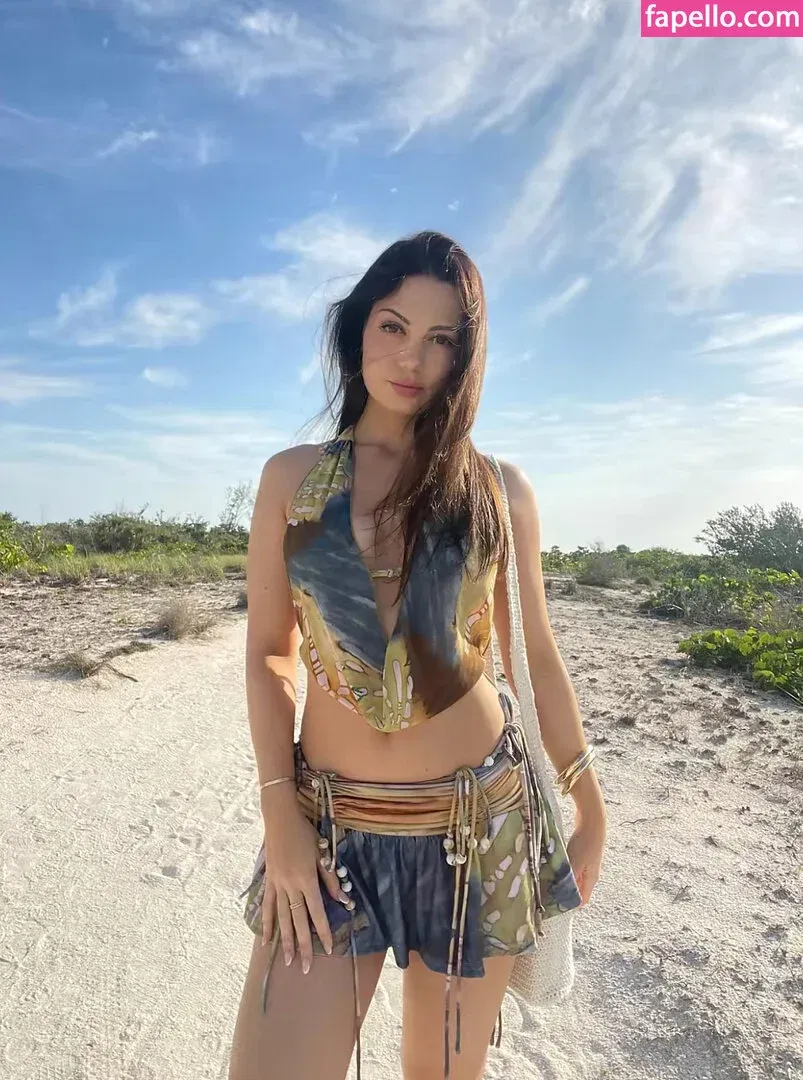 Fernanda Santini Onlyfans Photo Gallery 