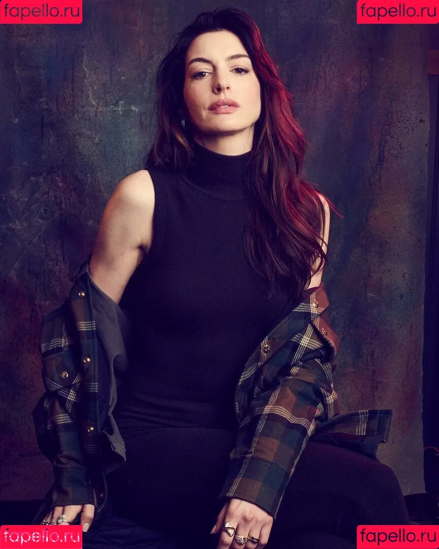 Anne Hathaway Onlyfans Photo Gallery 