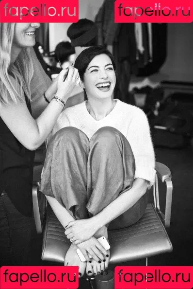 Anne Hathaway Onlyfans Photo Gallery 