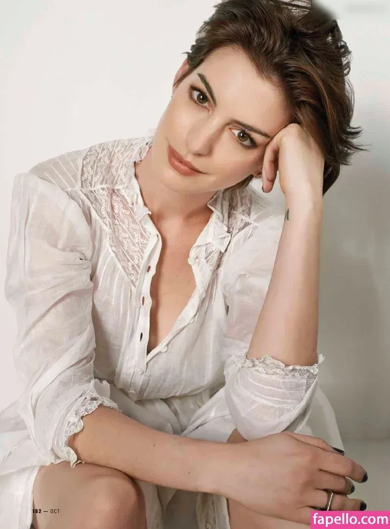 Anne Hathaway Onlyfans Photo Gallery 