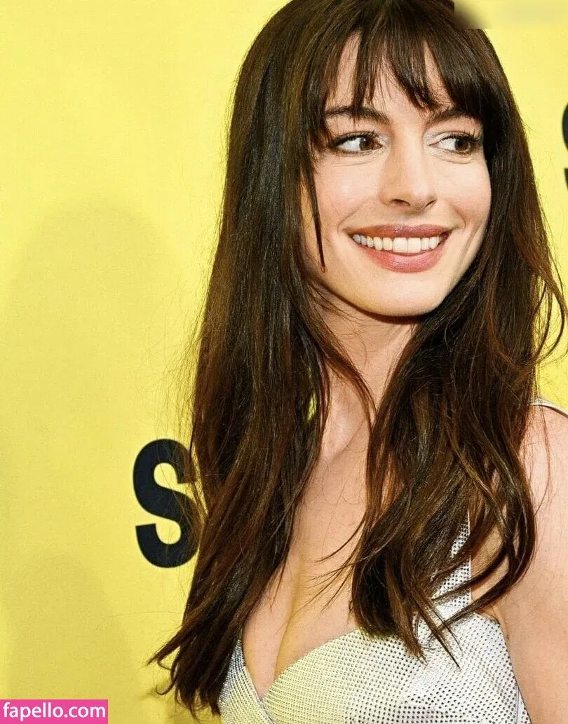 Anne Hathaway Onlyfans Photo Gallery 