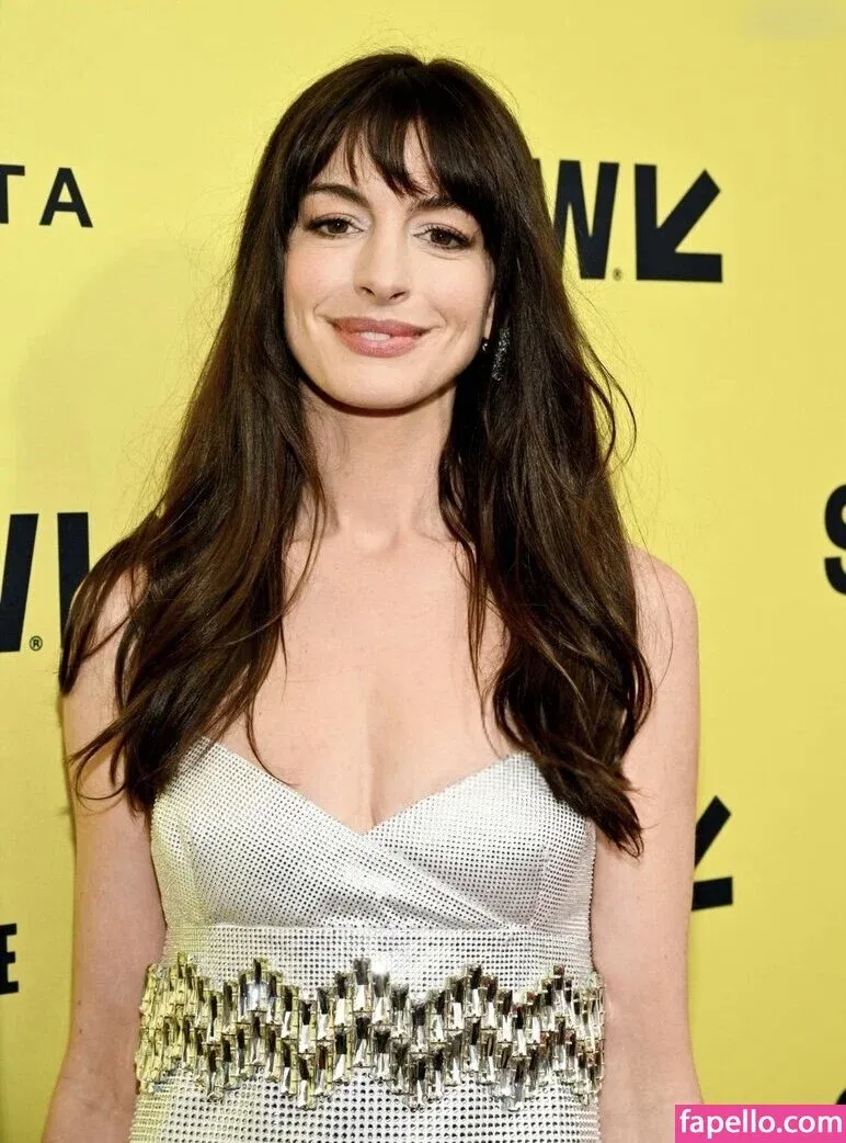 Anne Hathaway Onlyfans Photo Gallery 