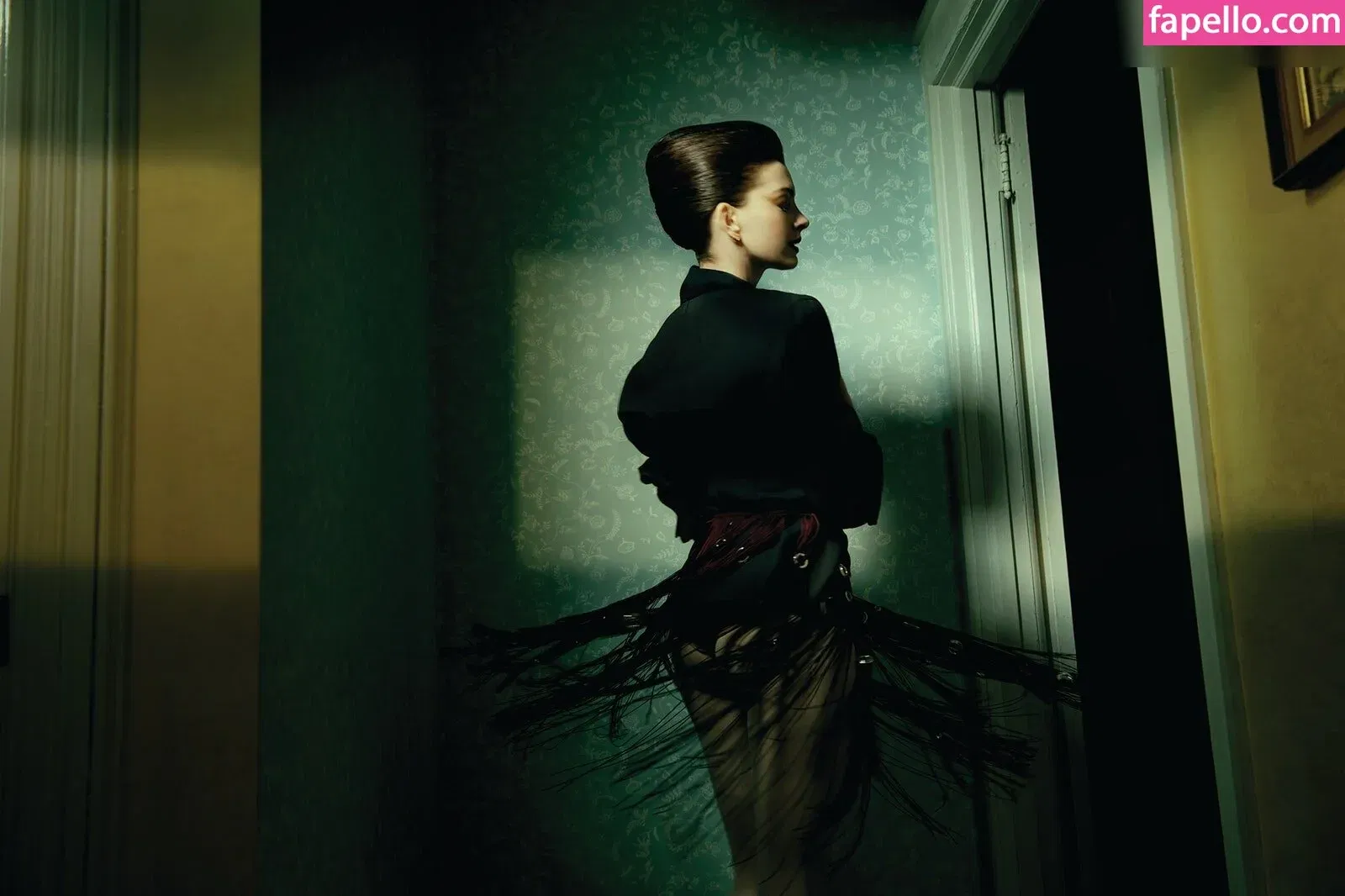 Anne Hathaway Onlyfans Photo Gallery 