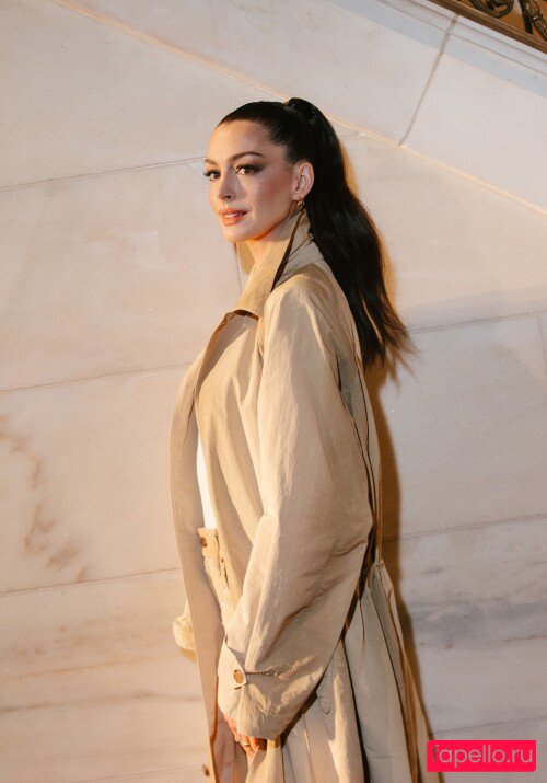 Anne Hathaway Onlyfans Photo Gallery 