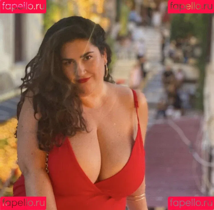 Caliope Onlyfans Photo Gallery 