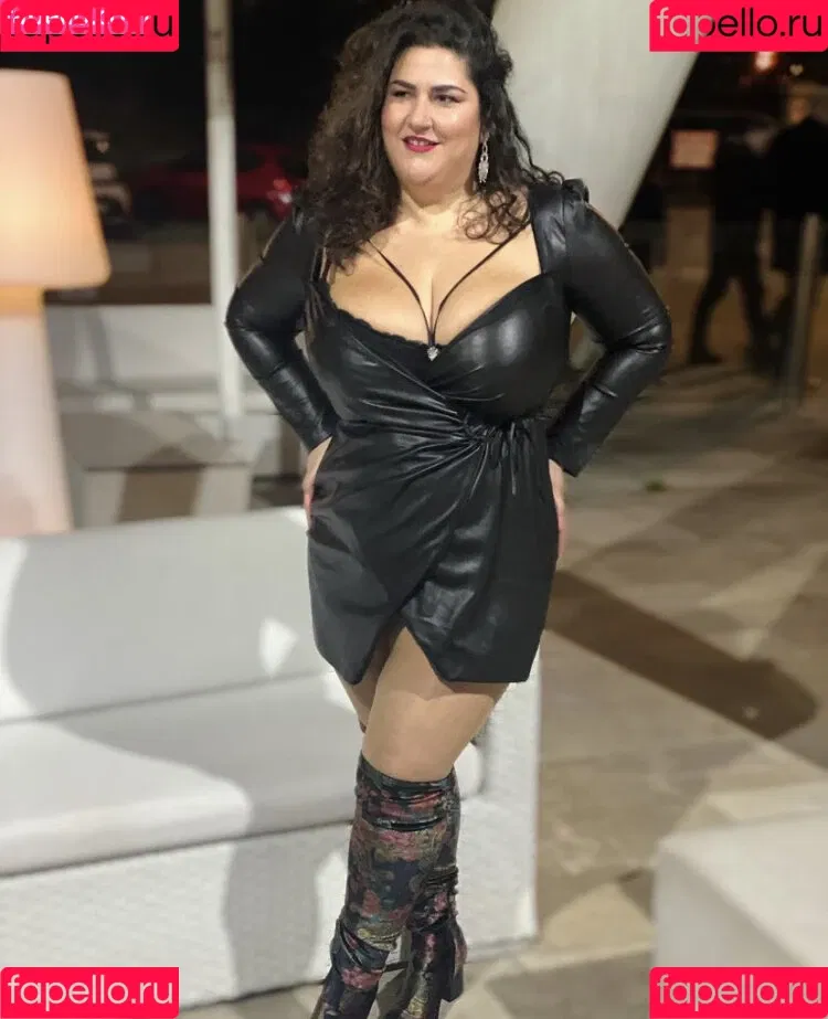 Caliope Onlyfans Photo Gallery 