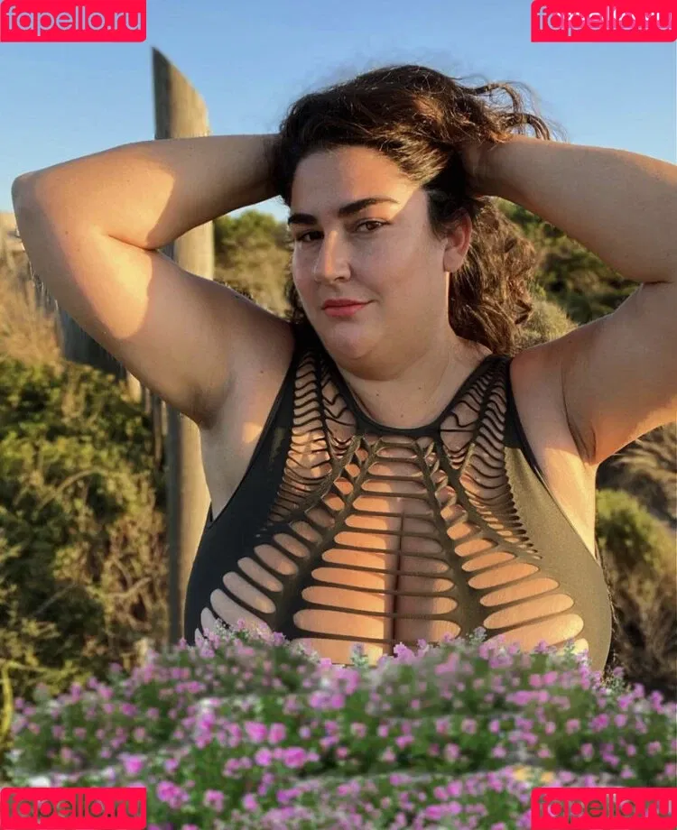 Caliope Onlyfans Photo Gallery 