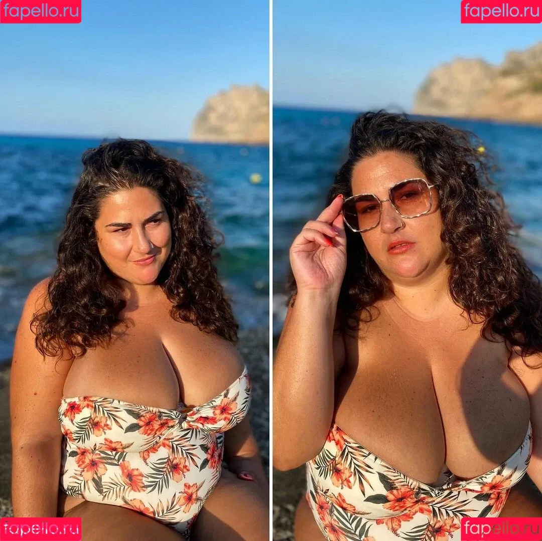 Caliope Onlyfans Photo Gallery 