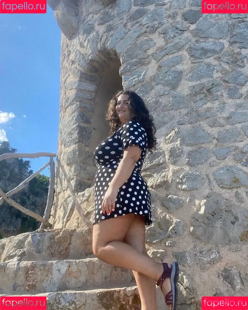 Caliope Onlyfans Photo Gallery 
