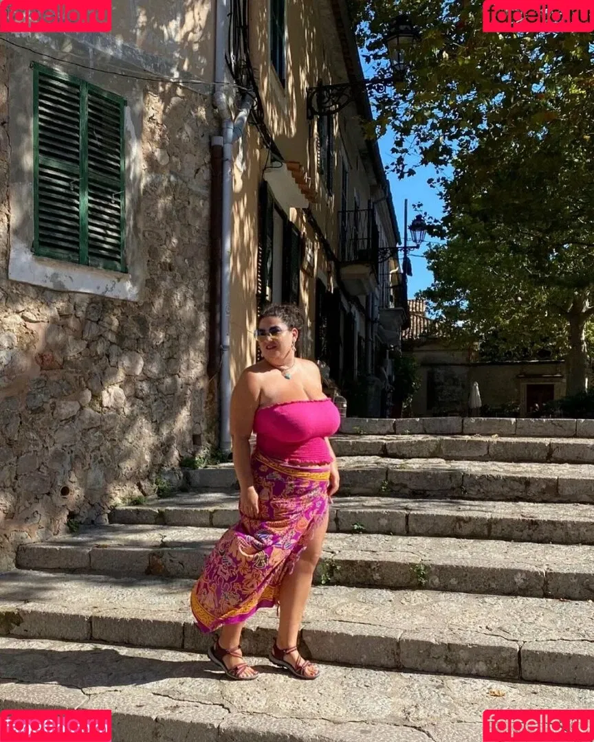 Caliope Onlyfans Photo Gallery 