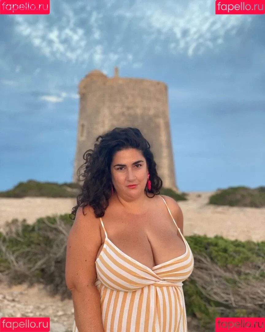 Caliope Onlyfans Photo Gallery 