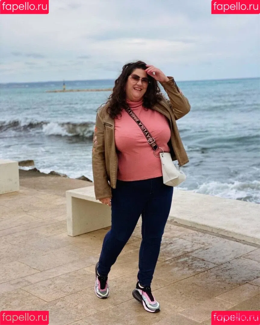 Caliope Onlyfans Photo Gallery 