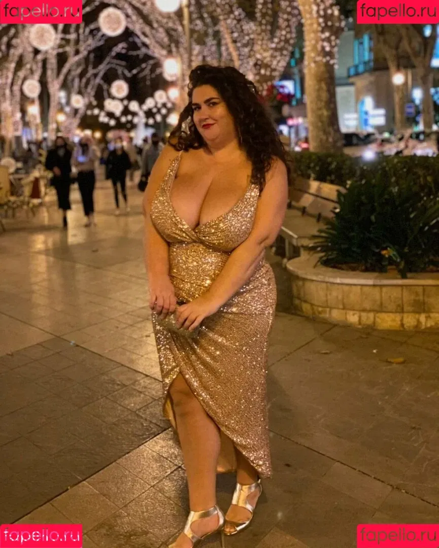 Caliope Onlyfans Photo Gallery 