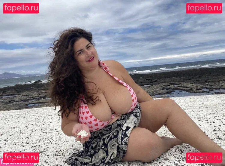 Caliope Onlyfans Photo Gallery 
