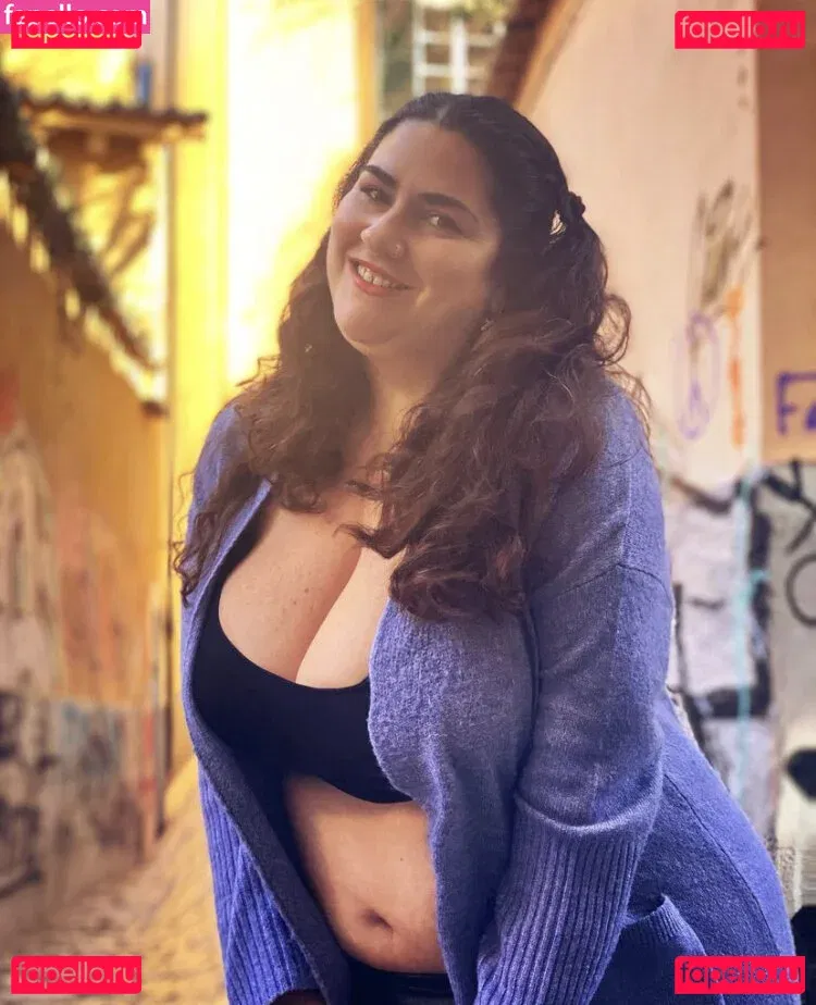 Caliope Onlyfans Photo Gallery 