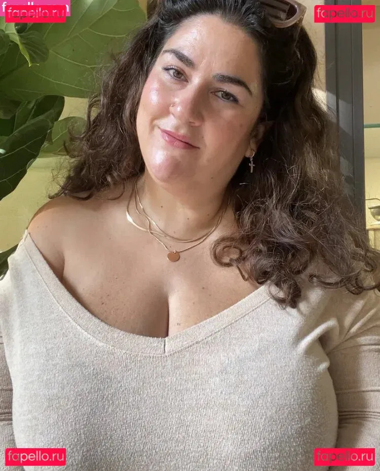 Caliope Onlyfans Photo Gallery 