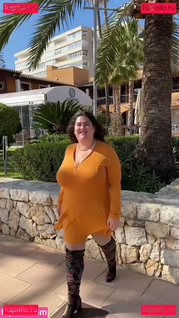 Caliope Onlyfans Photo Gallery 