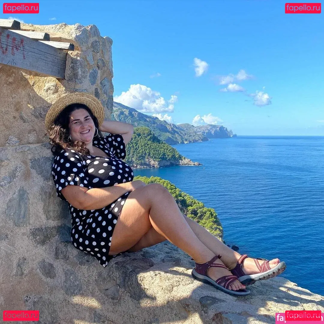 Caliope Onlyfans Photo Gallery 