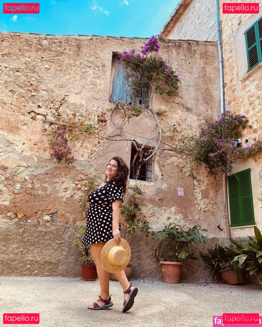 Caliope Onlyfans Photo Gallery 