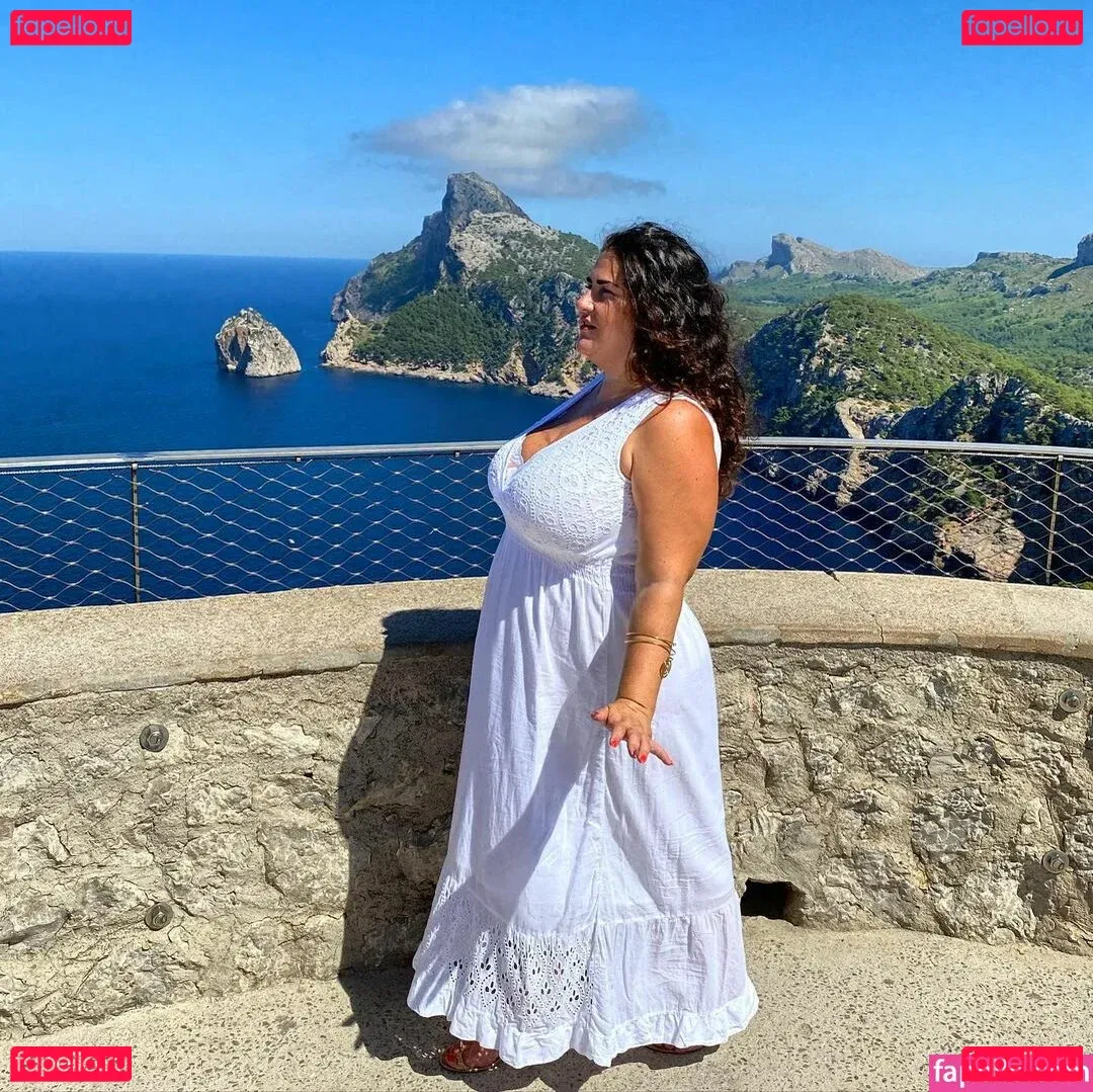 Caliope Onlyfans Photo Gallery 