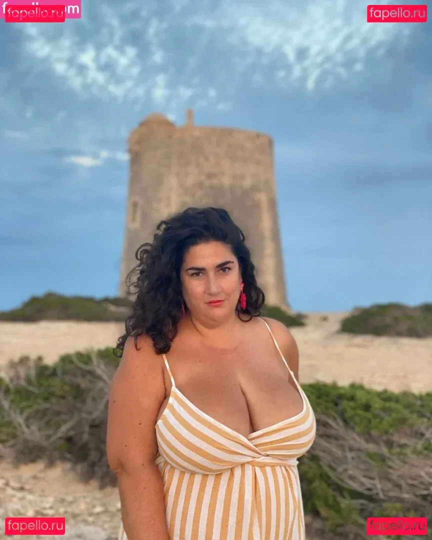 Caliope Onlyfans Photo Gallery 