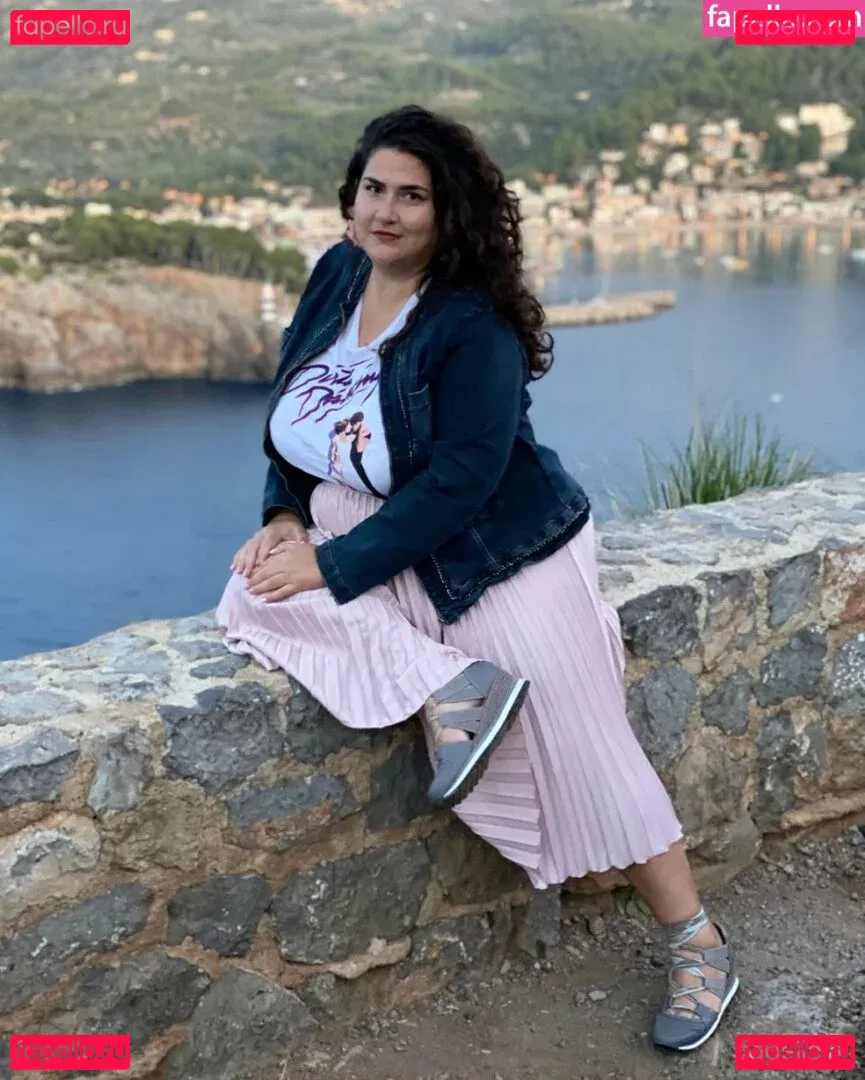 Caliope Onlyfans Photo Gallery 