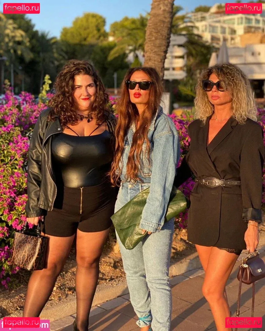 Caliope Onlyfans Photo Gallery 